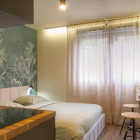 Avec Sauna Prive Proche Cite Internationale Appartement
